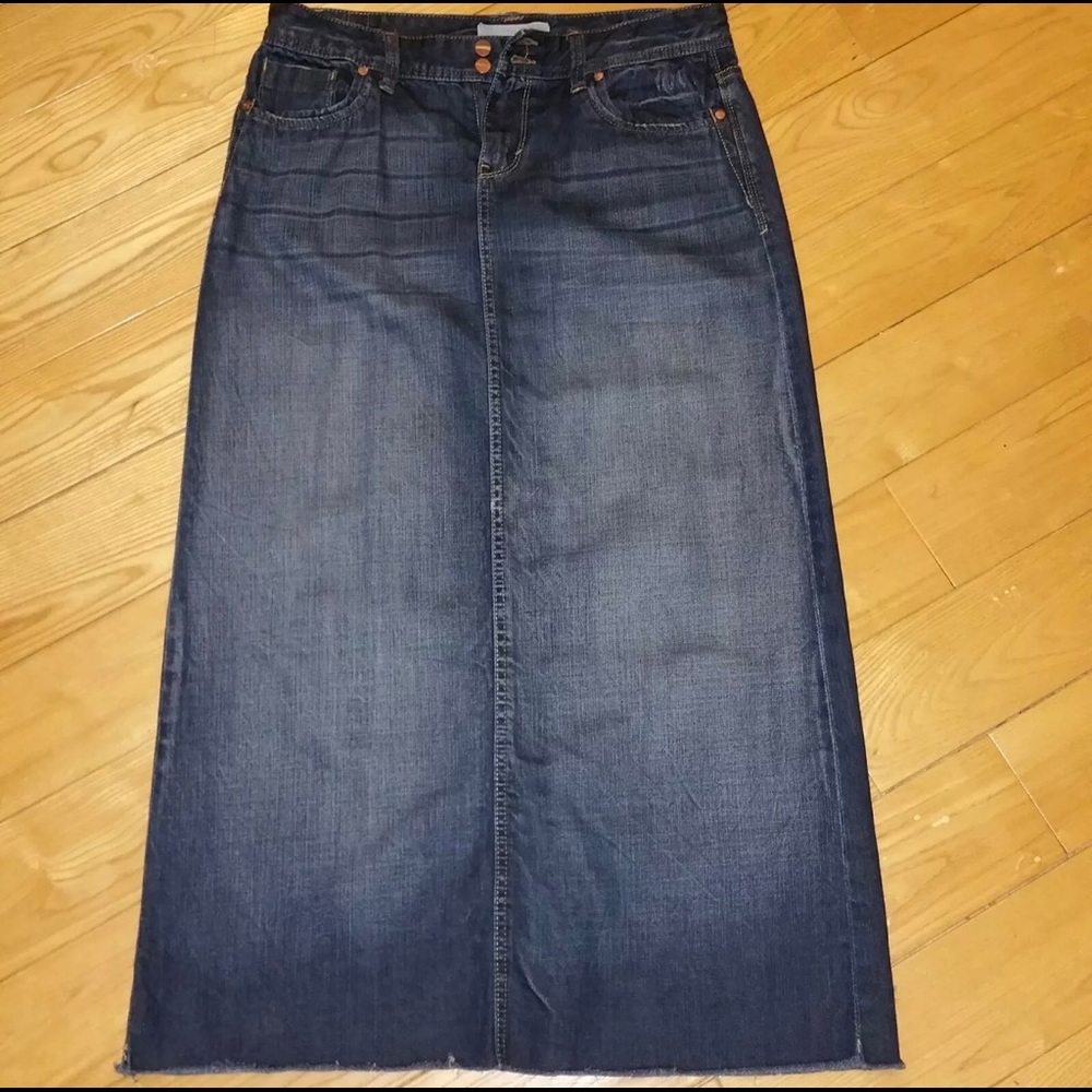 ISO--Maurices OR Hydraulic by Maurices denim skirt - Picture 4 of 5